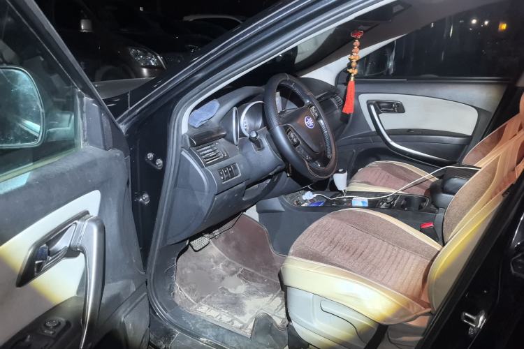 Used Bestune X80 2015 2.0L Automatic Comfort Anniversary Edition
