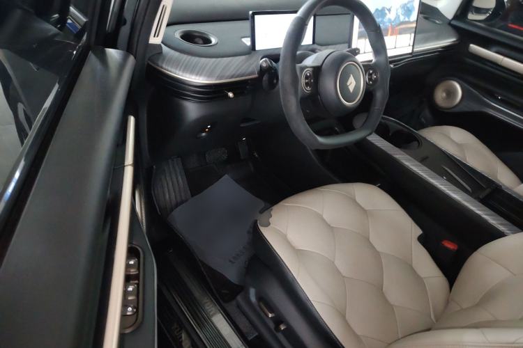 Used Baojun Cloud 2023 460 Max Lingxi Version
