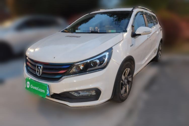 Used Baojun 310W 2017 1.5L Manual Luxury Edition China V