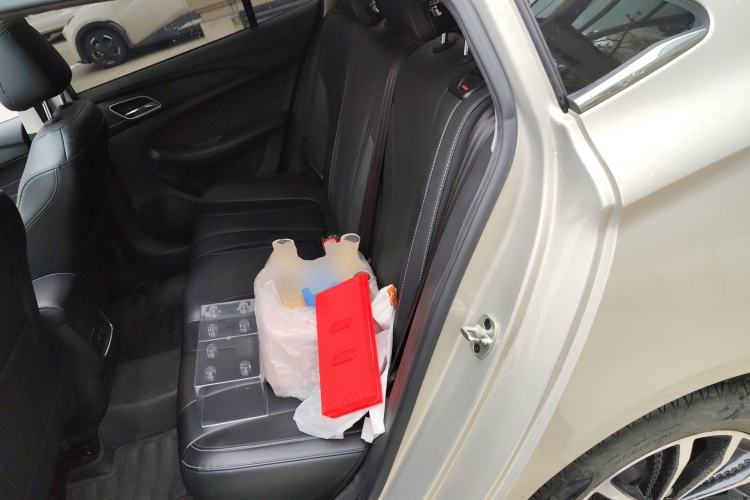 Used Roewe i5 2020 1.5L Automatic 4G Connect Luxury Flagship Edition