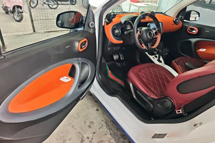 Used smart fortwo 2015 1.0L 52 kW Hardtop Passion Edition