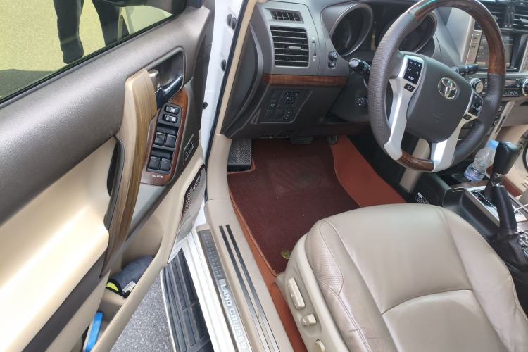 Used Toyota Prado 2010 4.0L Automatic VX NAVI
