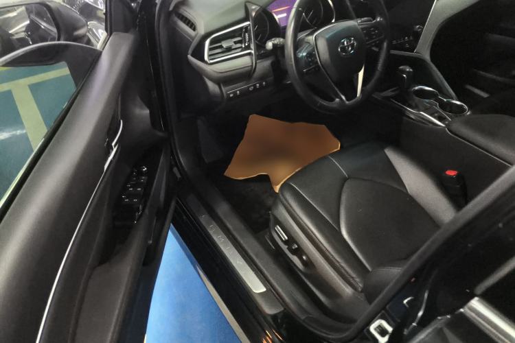 Used Toyota Camry 2019 2.0G Luxury Edition China VI Standard Driver Seat