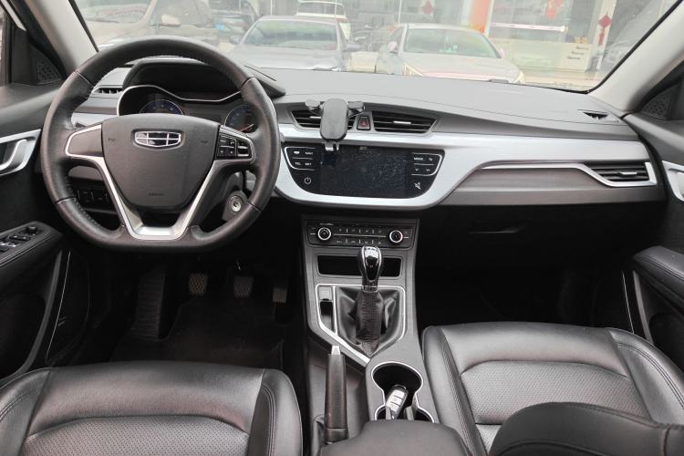 Used Geely Auto Vision 2020 Revised 1.5L Manual Asian Games Edition Center Console
