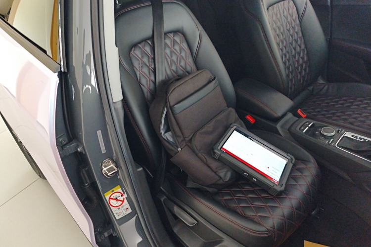 Used Audi Q2L 2021 35 TFSI Progressive Dynamic Edition Right Front Seat