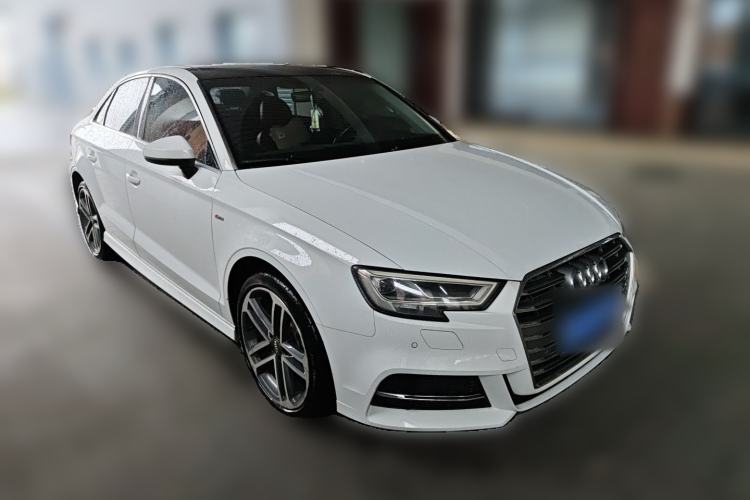Used Audi A3 2020 Limousine 35 TFSI Sporty Version China VI Front Right 45 Deg