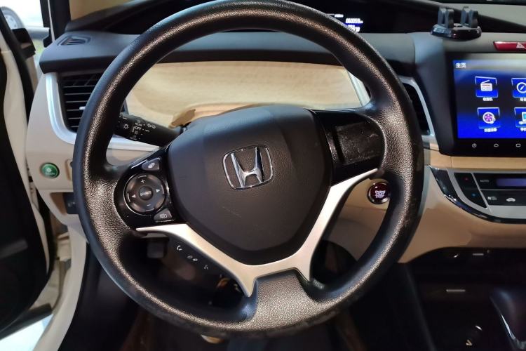 Used Honda Jade 2016 1.8L Automatic Comfort Elite Version 5 Seats
