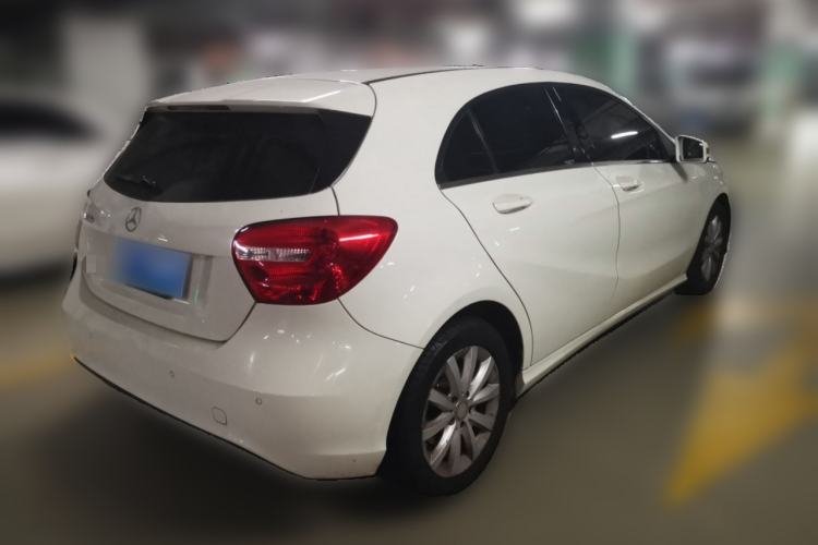 Used Mercedes-Benz A-Class 2013 A 180 Fashion Model Rear Right 45 Deg