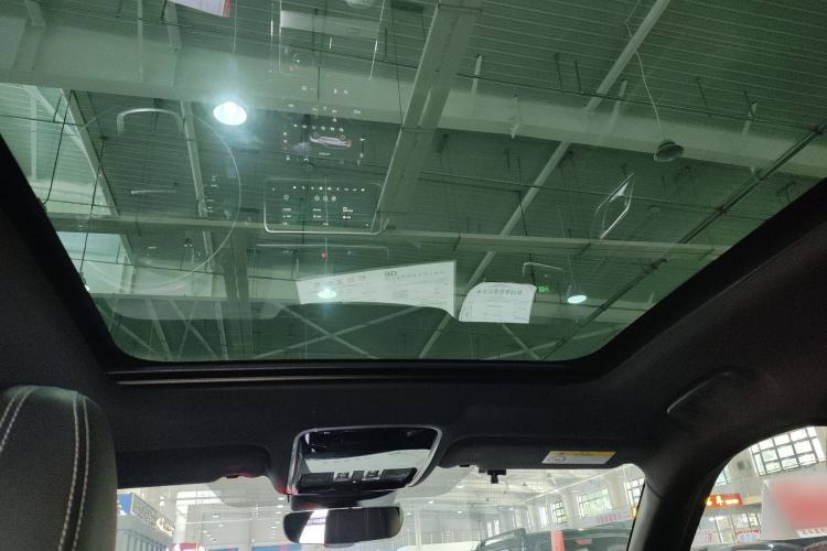 Used Land Rover Range Rover Velar 2017 P380 R-DYNAMIC SE
