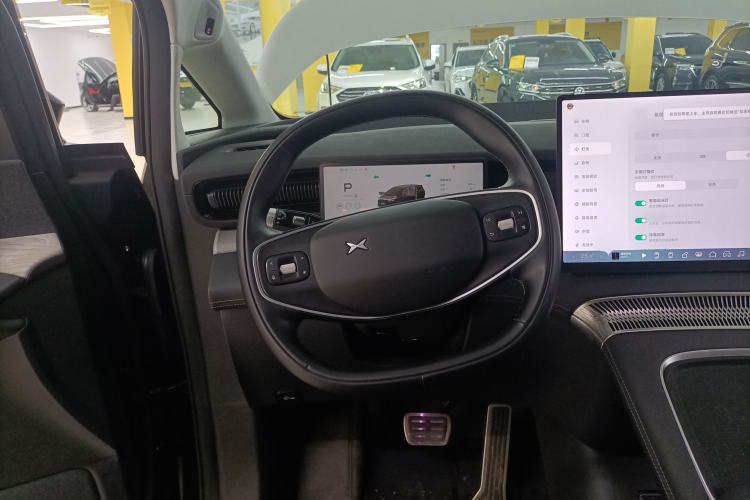 Used XPeng X9 2024 702 Ultra-Long Range Max