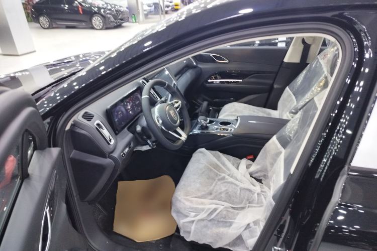 Used Hongqi HS3 PHEV 2025 Model 125km Jingwei 2 Millionth Anniversary Edition
