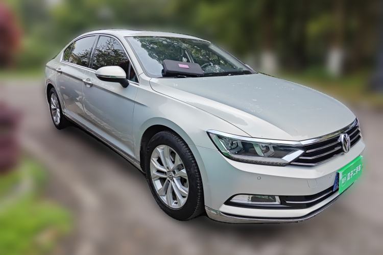 Used Volkswagen Magotan 2019 330TSI DSG Luxury Version China VI Standard
