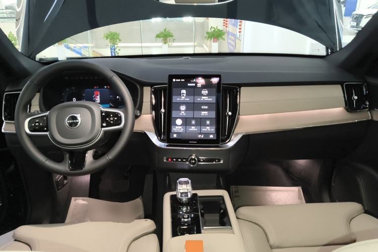 Used Volvo XC90 New Energy 2025 Facelifted T8 Smart Luxury 7-Seater