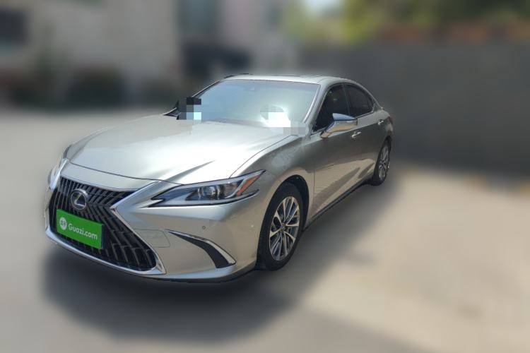 Used Lexus ES 2022 300h Excellence Edition