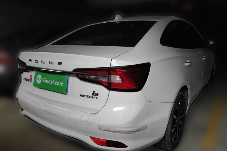 Used Roewe i5 2020 1.5L Automatic 4G Connect Luxury Flagship Edition
