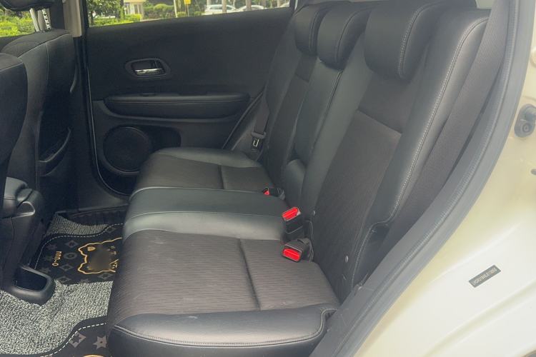 Used Honda Vezel 2020 1.5L CVT Pioneer Edition Left Rear Seat