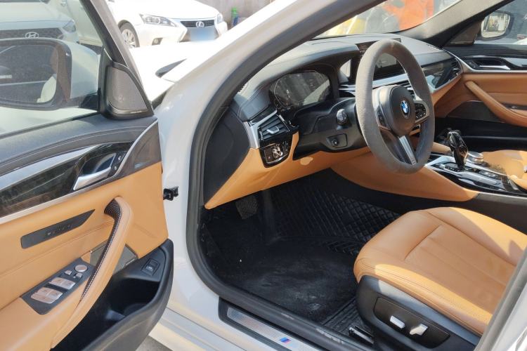 Used BMW 5 Series 2020 530Li Leading Model M Sport Package