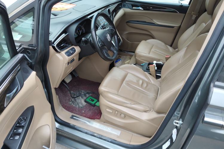 Used Buick GL8 2018 ES 28T Flagship Model China VI Standard
