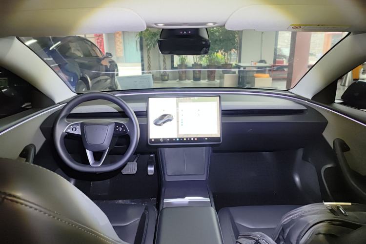 Used Tesla Model 3 2025 Rear-Wheel-Drive Version
