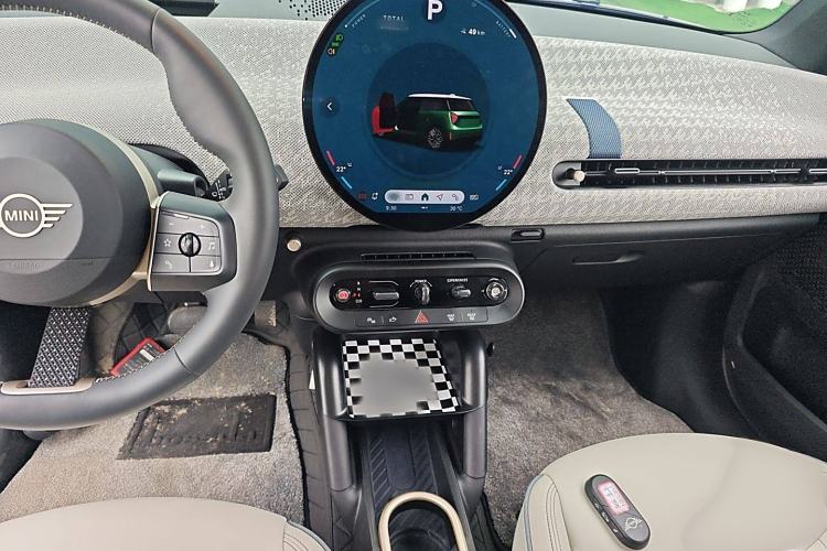Used MINI Electric MINI COOPER 2024 452km COOPER SE 1/65 Limited Edition
