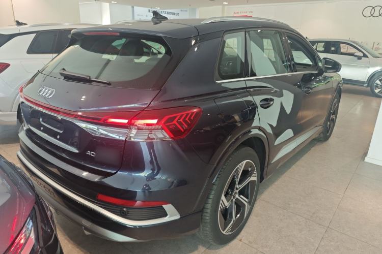 Used Audi Q4 e-tron 2024 40 e-tron Boundary Edition Rear Right 45 Deg