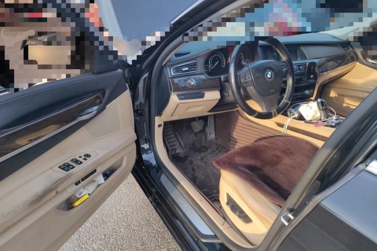 Used BMW 7 Series 2009 740Li Leading Model
