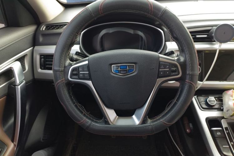 Used Geely Auto Emgrand X7 Sport 2016 1.8TD Automatic ZhiZun Version
