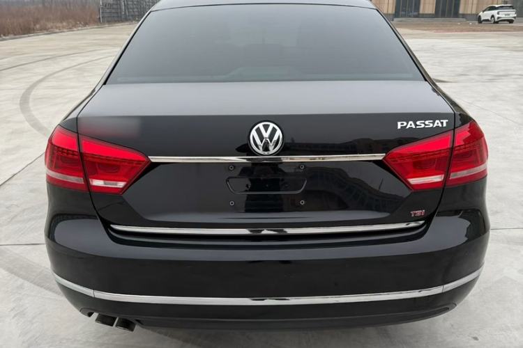 Used Volkswagen Passat 2015 1.8TSI DSG Prestige Edition
