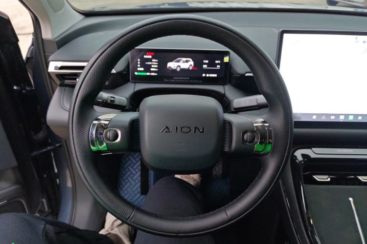 Used AION V 2024 Aion Tyrannosaurus 650 Smart Luxury Edition