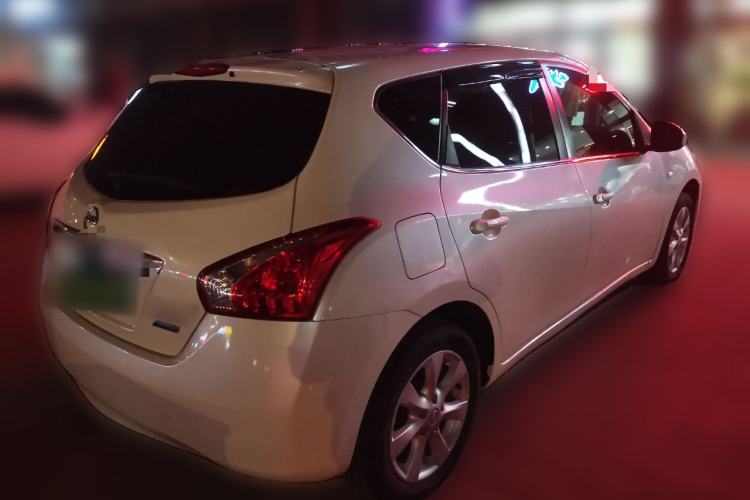 Used Nissan Tiida 2011 1.6L Manual Smart Version