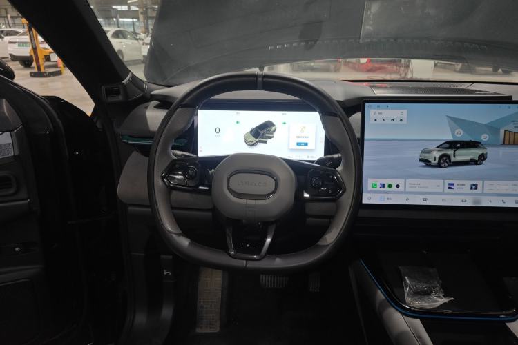 Used Lynk & Co 08 EM-P 2023 120km Long-Range Halo Steering Wheel