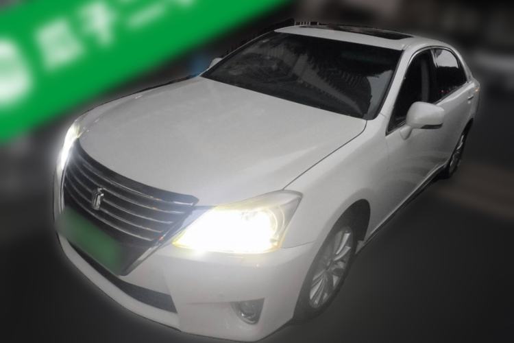 Used Toyota Crown 2012 2.5L Royal Leather Edition