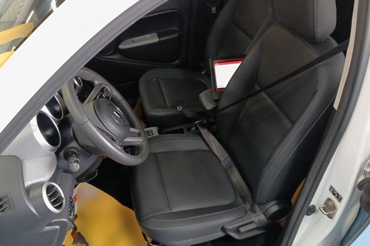 Used ORA Black Cat 2019 351 km Family Edition
