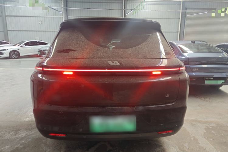 Used Li Auto L8 2023 Pro Model
