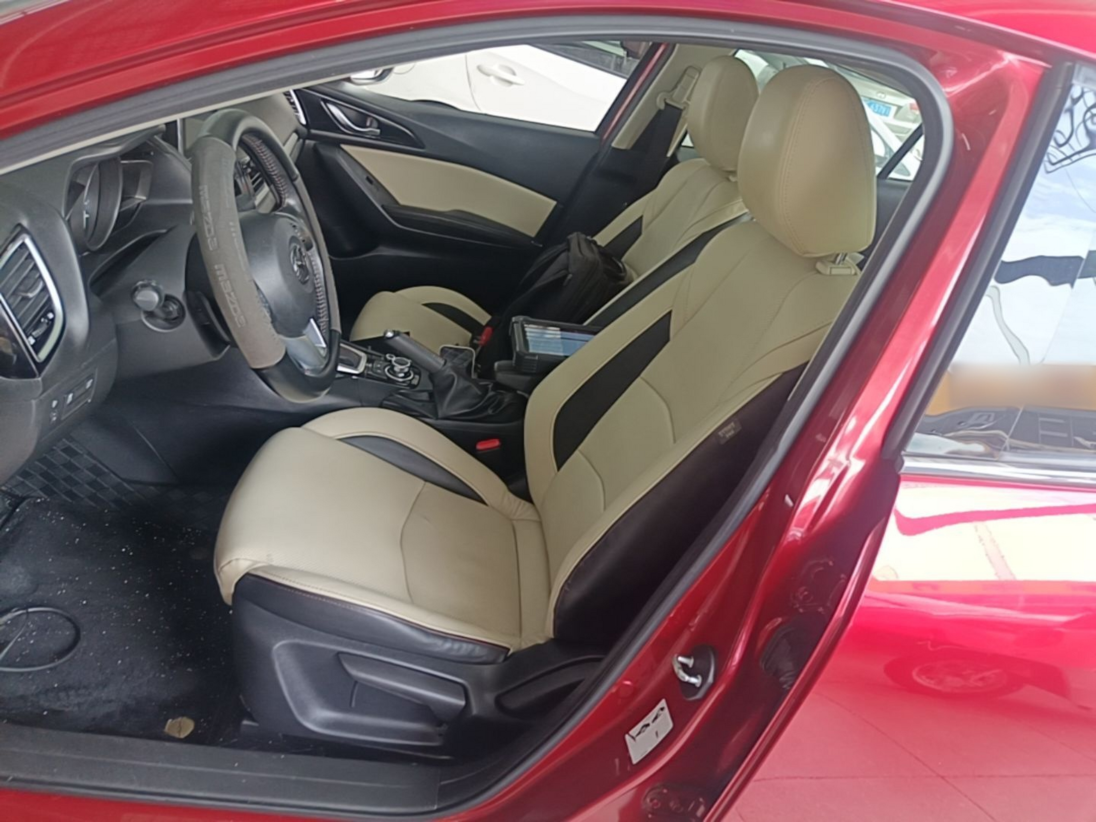 Interior delantero