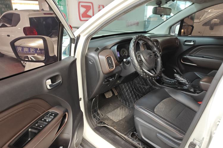 Used GAC Trumpchi GS3 2017 150N Automatic Elite Edition Driver Seat