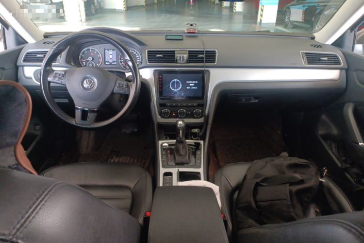 Used Volkswagen Passat 2015 1.8TSI DSG Prestige Edition Center Console