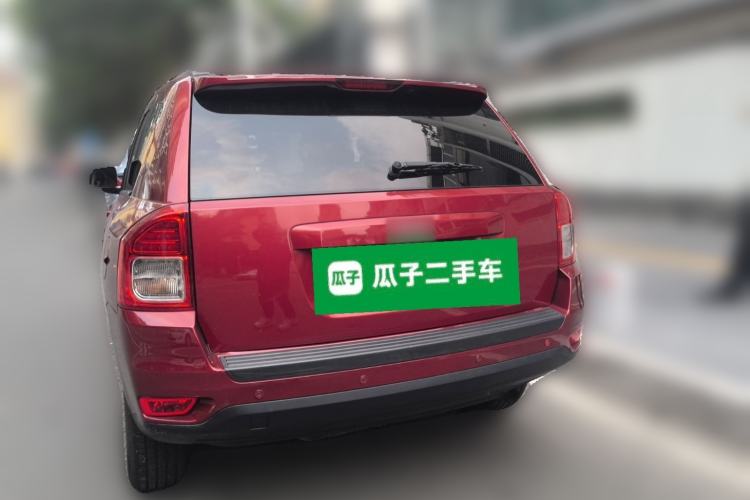 Used Jeep Compass 2013 2.0L two-wheel drive sport version Rear Left 45 Deg