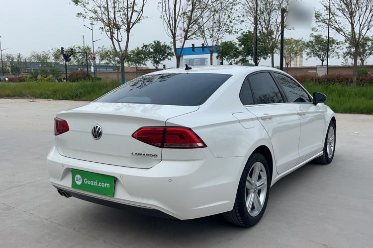 Used Volkswagen Lamando 2015 280TSI DSG Comfort Edition Exterior 3