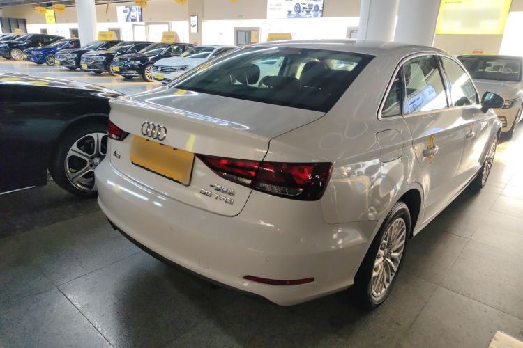 Used Audi A3 2016 Limousine 35 TFSI Ambition Edition
