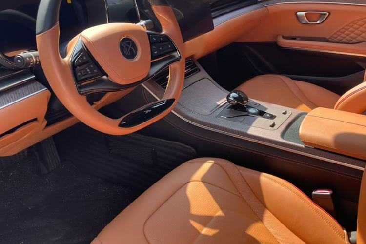 Used BYD Han 2022 DM-i 242km Flagship Model
