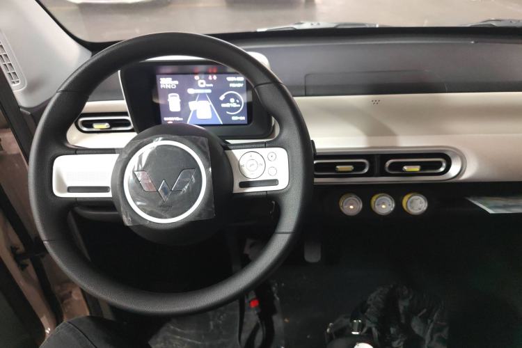 Used Wuling Hongguang MINIEV 2024 3rd Generation 215km Youth Edition