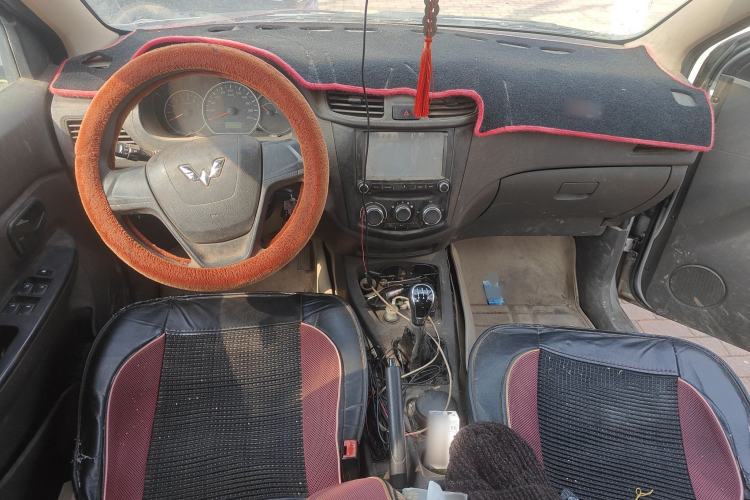 Used Wuling Hongguang 2014 1.2L S Standard Version China IV Standard