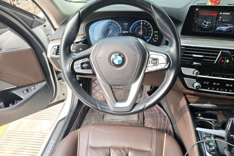 Used BMW 5 Series New Energy 2019 Updated Version 530Le Luxury Package