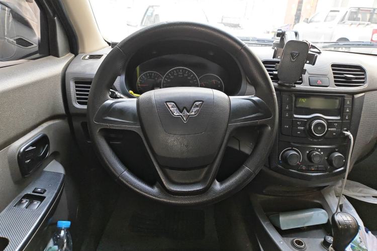 Used Wuling Hongguang 2018 1.5L Classic S Base Model
