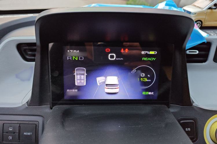 Used Wuling Hongguang MINIEV 2021 Macaron Premium Model – Lithium-NMC