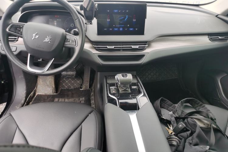 Used Hongqi E-QM5 2023 Base Travel Edition Center Console