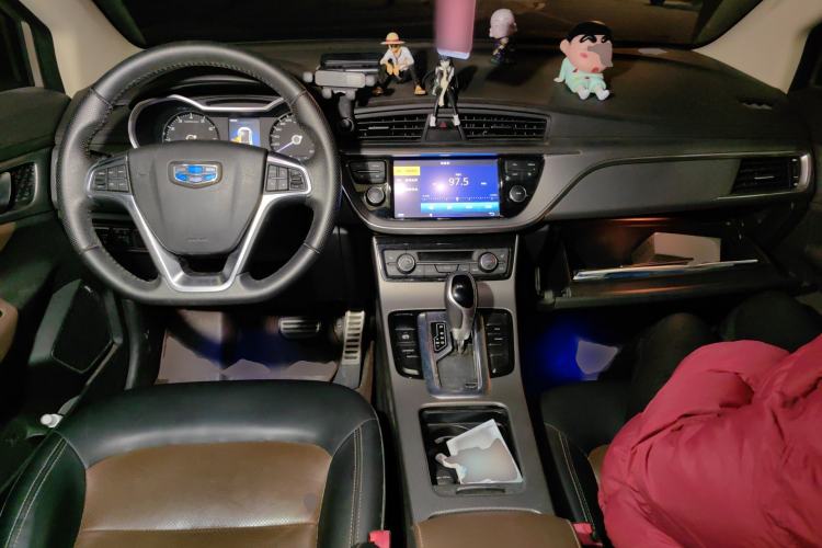 Used Geely Auto Emgrand GS 2016 Sport Edition 1.3T Automatic ZhenShang Model Center Console