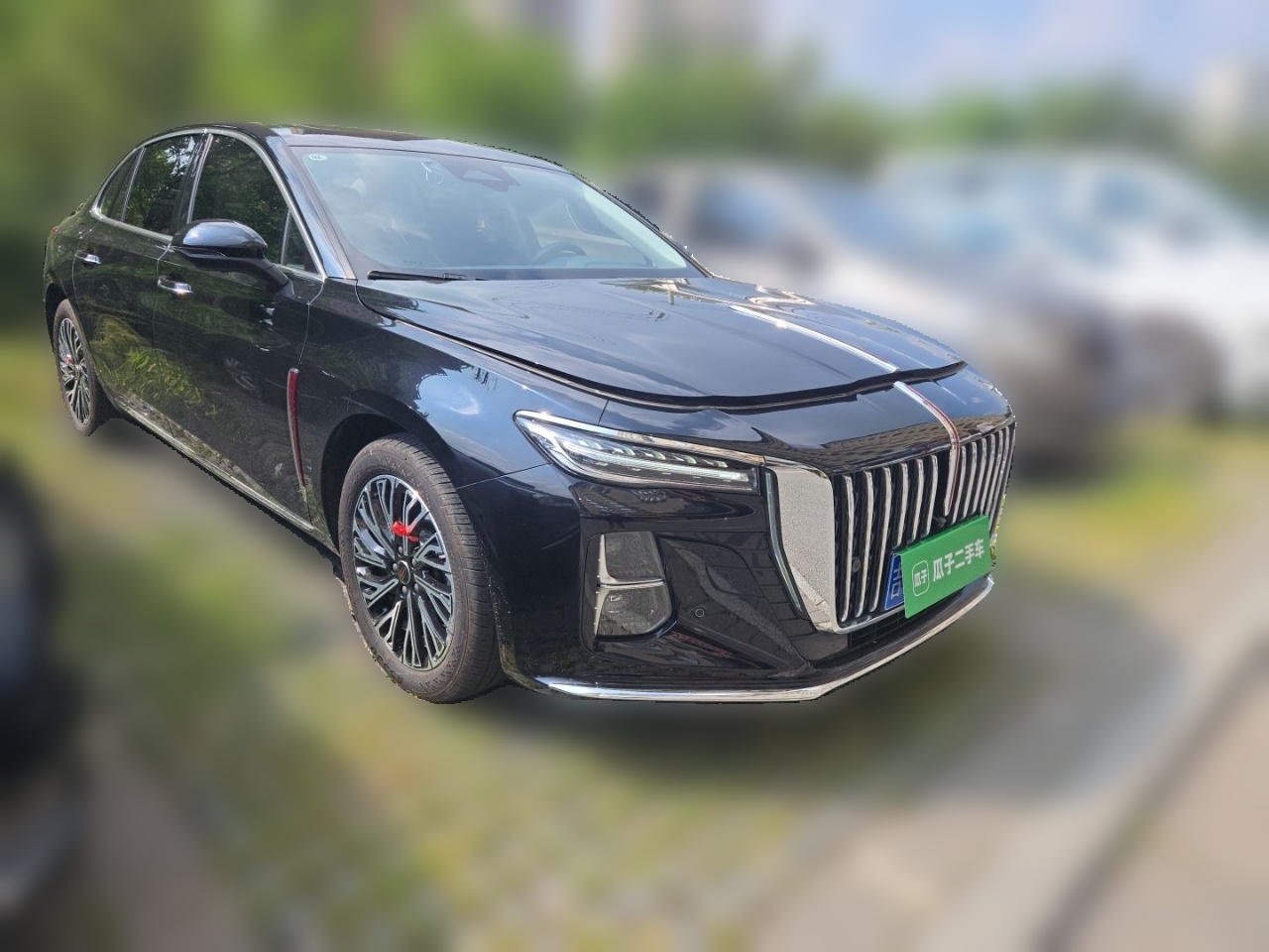 Hongqi H5 2025 2.0T Automatic Flag Edition – 500 000 Units Commemorative Version — снимка 3