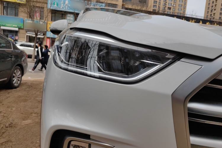 Used SAIC MAXUS D90 Pro 2020 2.0T Gasoline 4x4 Flagship Edition 7 Seats
